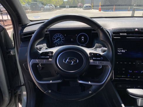 Used 2022 Hyundai Santa Cruz Limited image 17