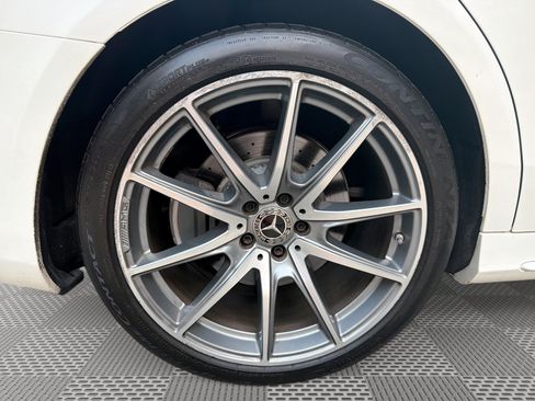 Used 2018 Mercedes-Benz S 560 4MATIC Sedan image 30