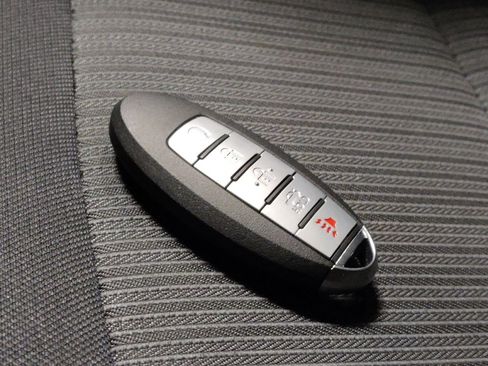 Used 2021 Nissan Sentra SV FWD image 32