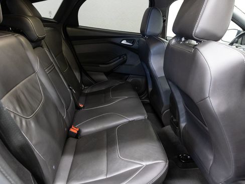 Used 2016 Ford Focus ST w/ Equipment Group 402A FWD image 15