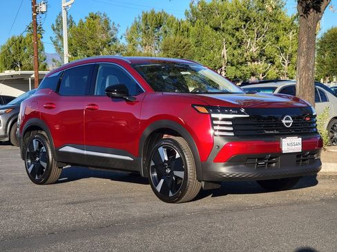 New 2026 Nissan Kicks SR w/ SR Premium Package image 14