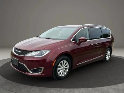 Used 2019 Chrysler Pacifica Touring-L