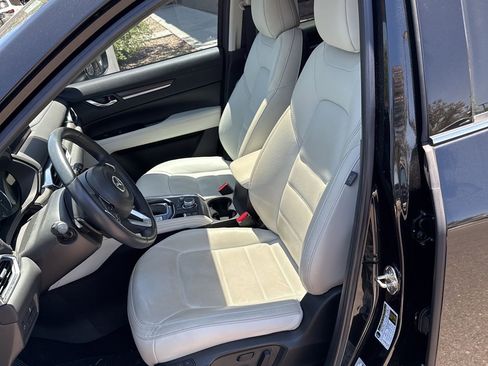 Used 2023 MAZDA CX-5 AWD 2.5 S w/ Premium Plus Pkg image 2