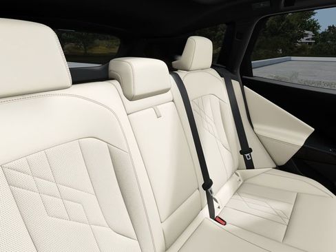 New 2026 BMW X3 xDrive30 w/ Premium Package image 12