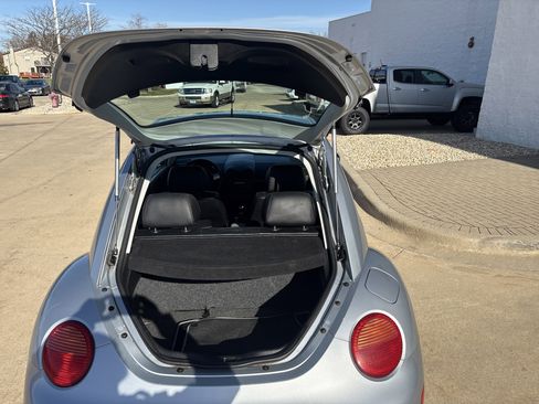 Used 2003 Volkswagen Beetle S image 14