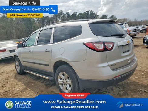 Used 2015 Chevrolet Traverse LS FWD image 3