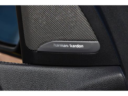 Used 2021 BMW X5 xDrive40i w/ Premium Package image 26