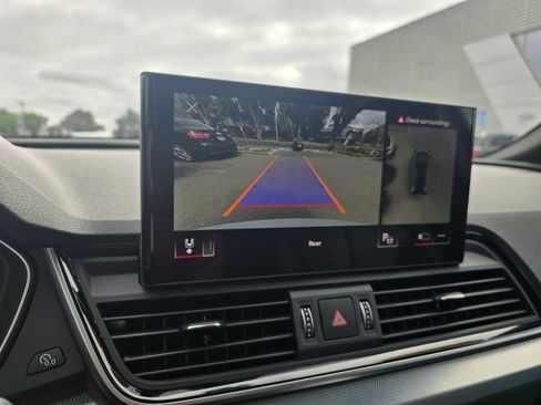 Used 2024 Audi Q5 2.0T Prestige image 29