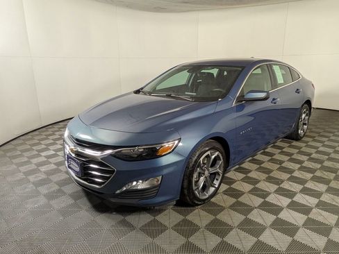 Certified 2024 Chevrolet Malibu LT image 2