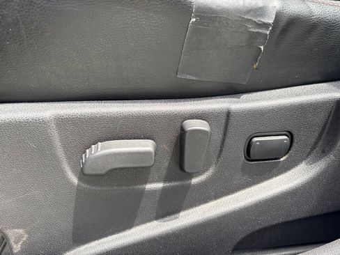 Used 2012 Nissan Rogue SL AWD/4WD image 17