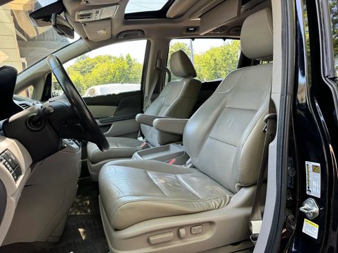 Used 2016 Honda Odyssey Touring image 24