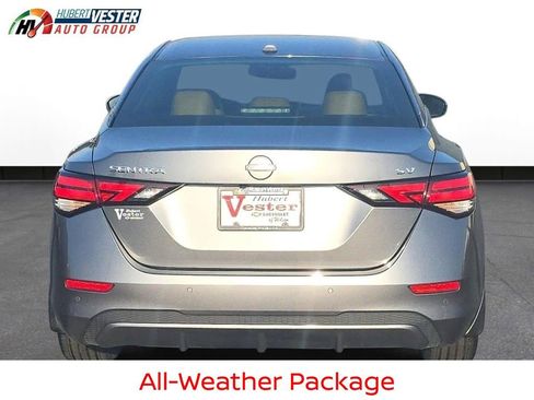 Used 2024 Nissan Sentra SV w/ SV Premium Package image 8