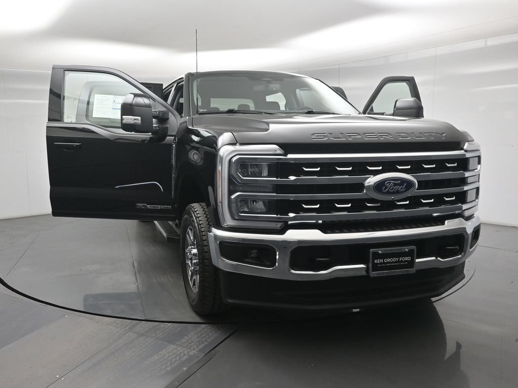 Certified 2025 Ford F250 Lariat AWD/4WD image 31
