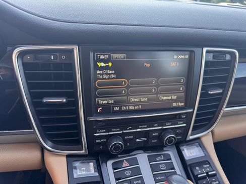 Used 2015 Porsche Panamera 4 AWD/4WD image 15