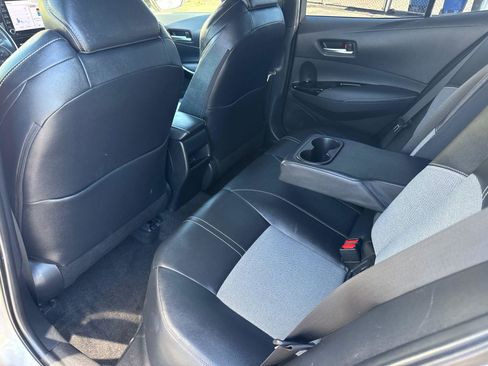 Used 2020 Toyota Corolla XSE image 19