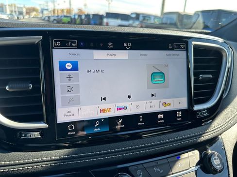 New 2026 Chrysler Pacifica Select image 19