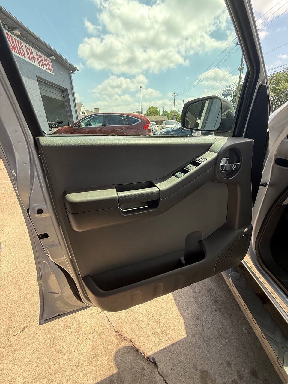Used 2008 Nissan Xterra S w/ Supplemental Air Bag Pkg AWD/4WD image 17
