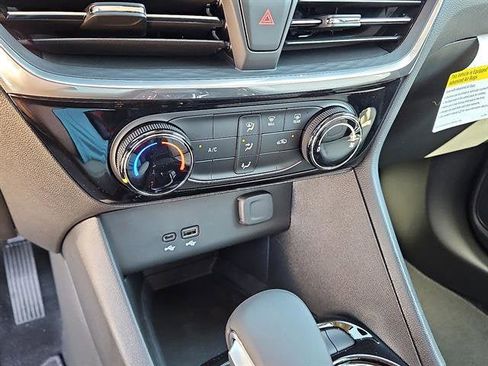 New 2026 Buick Encore GX Sport Touring image 18