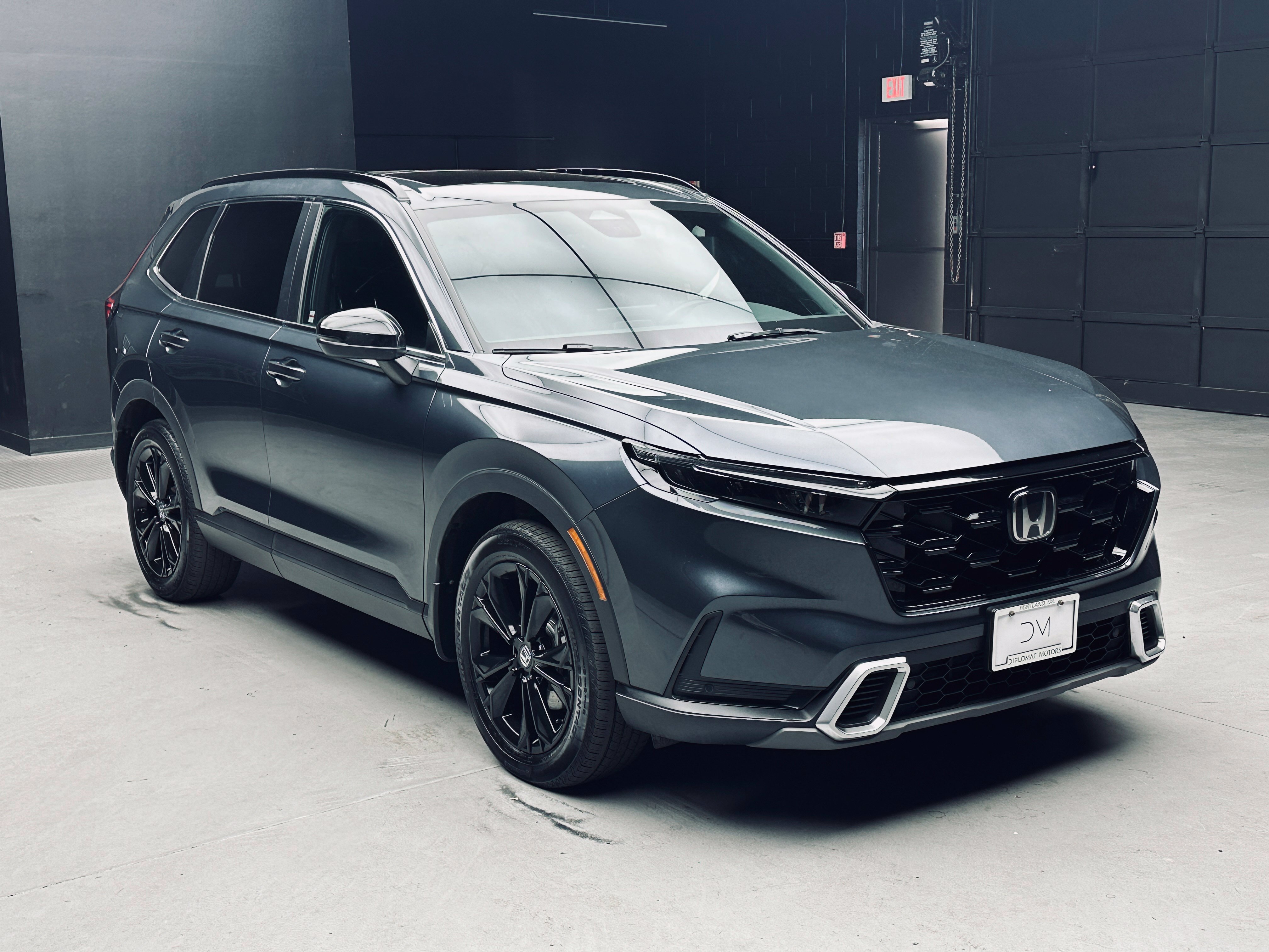 Used 2024 Honda CR-V Sport Touring image 9