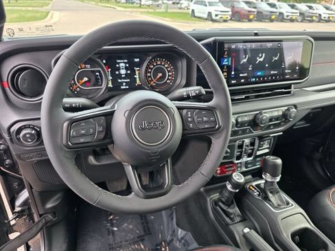 Used 2026 Jeep Gladiator Rubicon w/ Steel Power Dome Hood Package AWD/4WD image 20