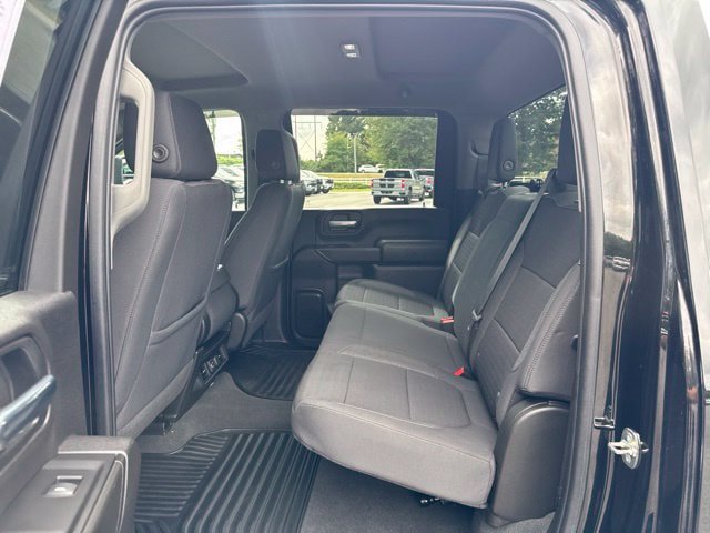 Used 2022 Chevrolet Silverado 3500 LT w/ Convenience Package AWD/4WD image 12