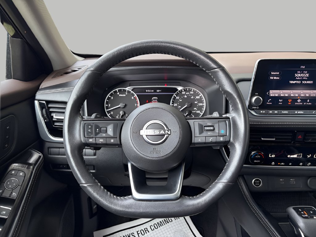 Used 2023 Nissan Rogue SL AWD/4WD image 19