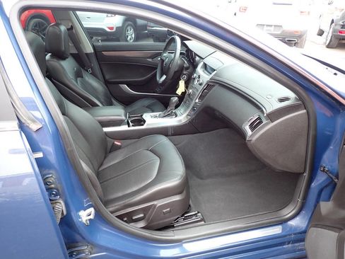 Used 2010 Cadillac CTS Performance image 10