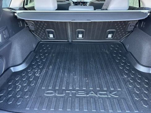 Certified 2025 Subaru Outback Limited w/ Popular Package #2 image 14