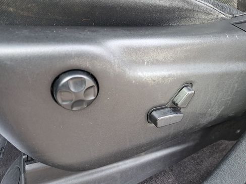 Used 2018 Jeep Grand Cherokee Limited w/ Luxury Group II image 16