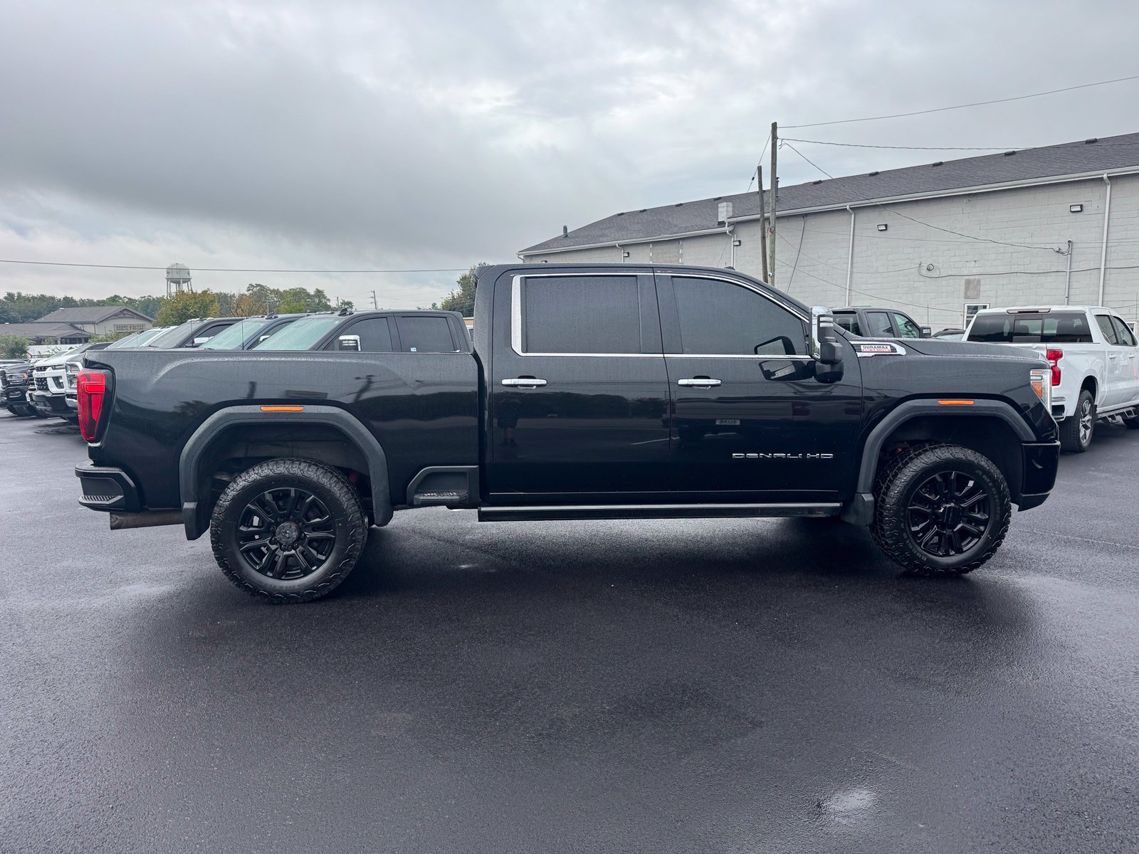 Used 2021 GMC Sierra 2500 Denali w/ Denali Black Diamond Edition AWD/4WD image 7