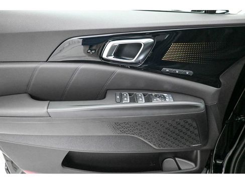 New 2026 Kia Carnival SX Prestige image 17