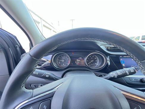 Used 2023 Buick Encore GX Select image 15