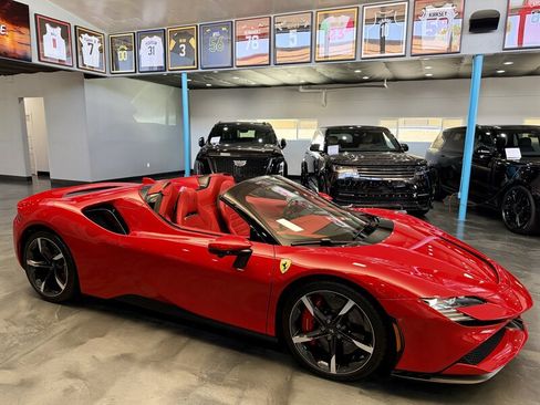 Used 2025 Ferrari SF90 Spider AWD/4WD image 10