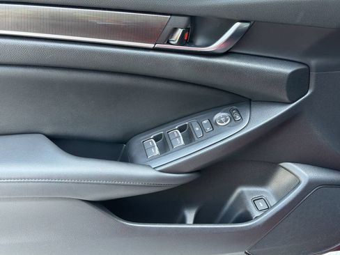 Used 2022 Honda Accord Sport Special Edition image 13