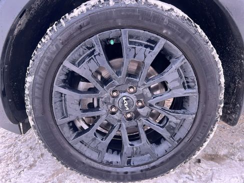 Used 2022 Kia Telluride EX w/ EX Premium Package image 10