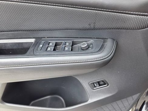 Used 2024 Volkswagen Atlas SE FWD image 22