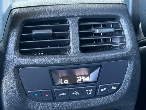 Used 2021 Honda Pilot Special Edition image 14