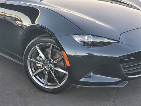 Used 2023 MAZDA MX-5 Miata Grand Touring image 3