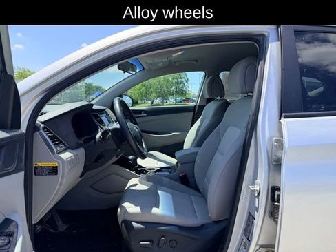 Used 2017 Hyundai Tucson Sport AWD/4WD image 9