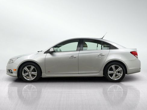 Used 2014 Chevrolet Cruze LT w/ Sun, Sound and Sport Package FWD image 2