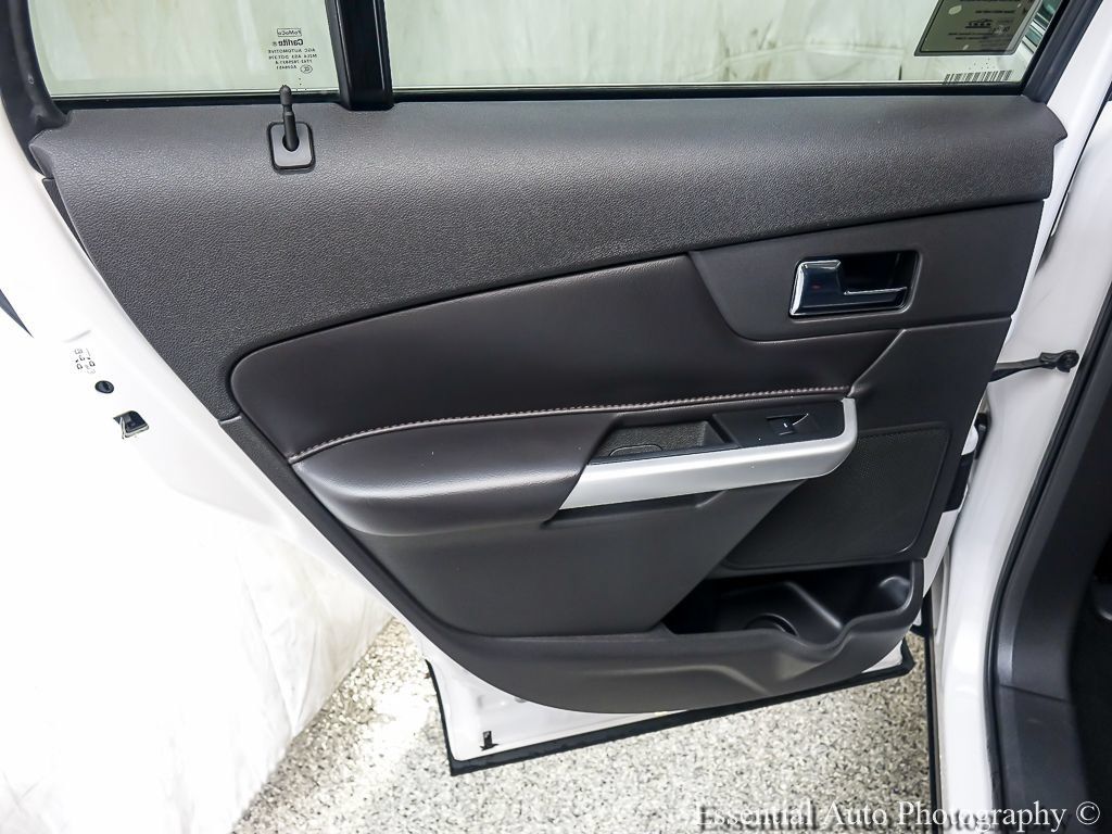 Used 2013 Ford Edge Limited AWD/4WD image 23