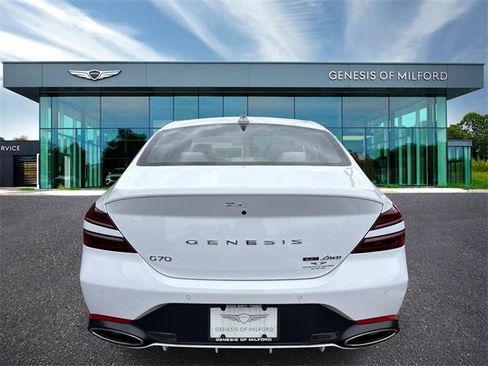 Used 2025 Genesis G70 3.3T Advanced w/ Sport Prestige Package image 7