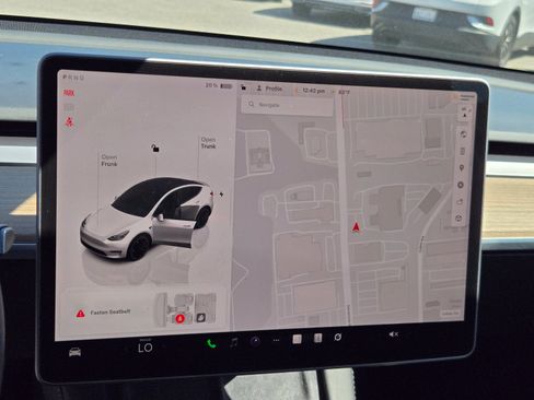 Used 2023 Tesla Model Y Performance AWD/4WD image 20