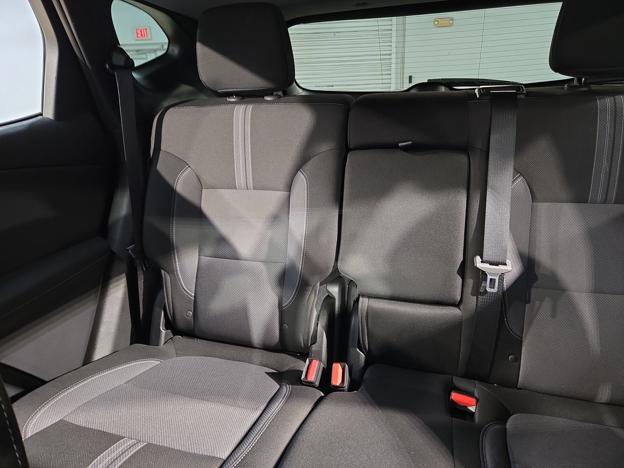 Used 2025 Chevrolet Blazer LT AWD/4WD image 12