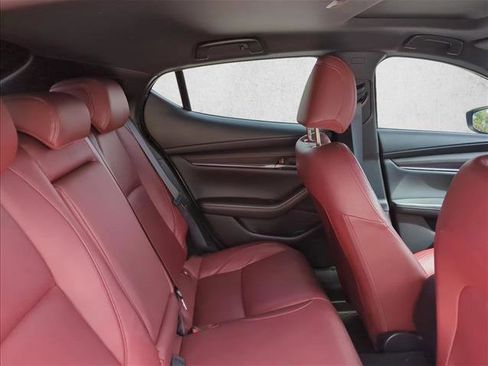 Used 2023 MAZDA MAZDA3 s image 21