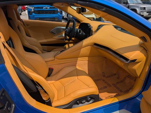 Used 2023 Chevrolet Corvette Stingray Premium Cpe w/ Z51 Performance Package image 10