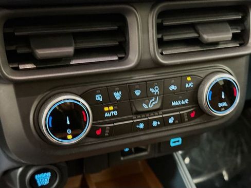 Used 2024 Ford Maverick Lariat image 16