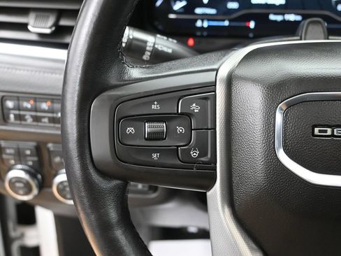 Used 2023 GMC Yukon Denali w/ Denali Reserve Package AWD/4WD image 10