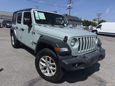 Used 2023 Jeep Wrangler Sport S image 3