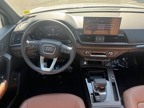 Certified 2023 Audi Q5 2.0T Premium w/ Convenience Package AWD/4WD image 14